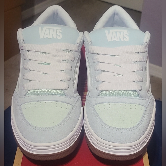 Vans Hylane "Mist Blue" New In Box! Mens 10.5/Womens 12 - Picture 2 of 13